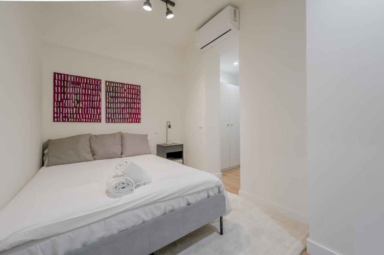 马德里Modern Apt & Cool Interior Design En El Retiro公寓 外观 照片