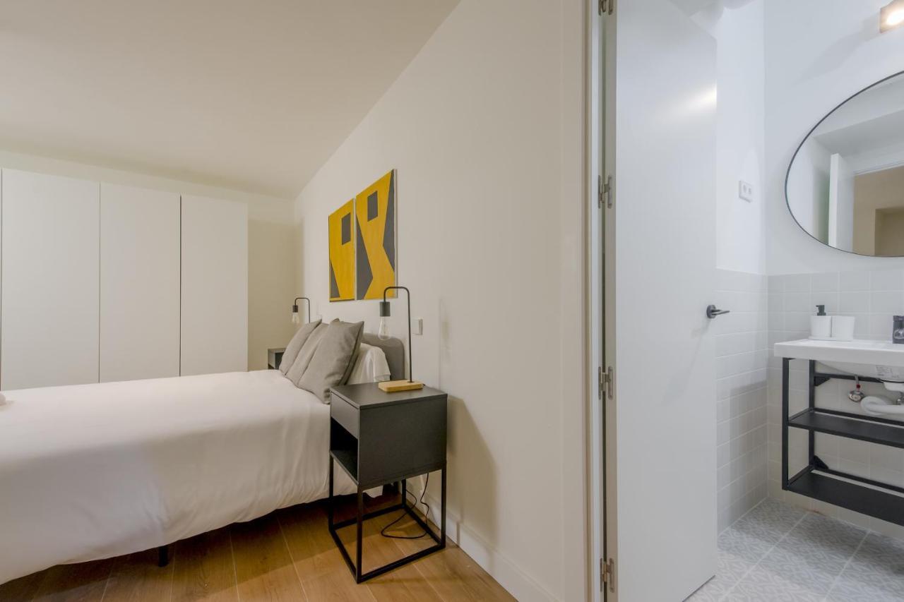 马德里Modern Apt & Cool Interior Design En El Retiro公寓 外观 照片